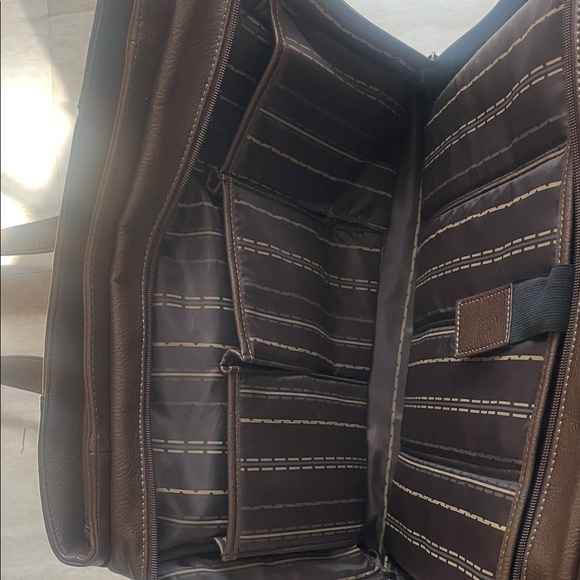 Kenneth Cole Reaction Tan Leather Handbag - Picture 7 of 7